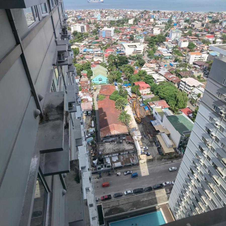 Avida Davao Condos, Downtown Cm Recto Avenue, Davao City Esterno foto